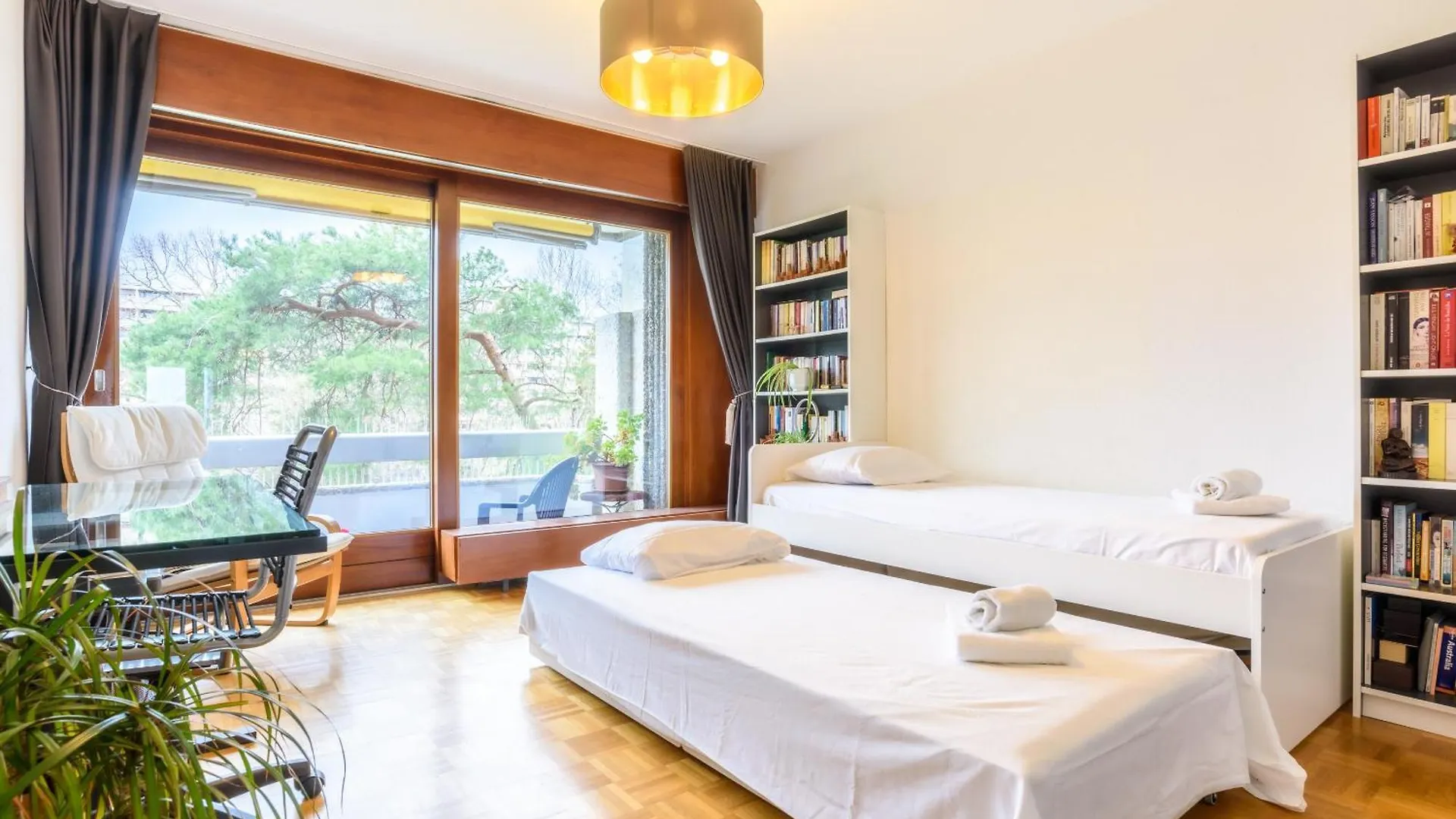 Tourelle 2 - Spacieux Appartement Dans Le Centre De Geneve Suisse